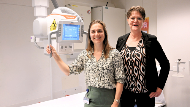 Floormanager Marit Kämink en teammanager Sandra ter Horst
