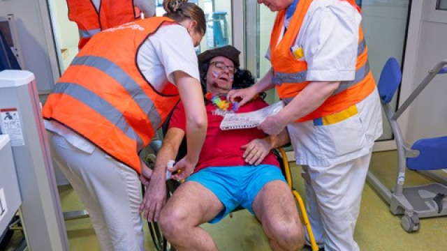 Tijdens de oefening werden slachtoffers opgevangen die gewond zijn geraakt tijdens een ongeval op de Zwarte Cross. 